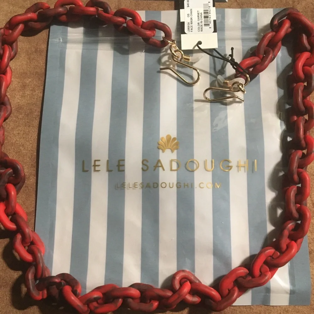 LELE SADOUGHI NWT AUTHENTIC GARNET & BLACK RESIN CABLE LINK FACE MASK CH…